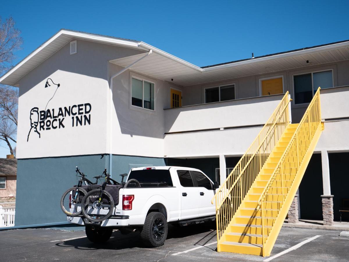 פרוטה Balanced Rock Inn מראה חיצוני תמונה