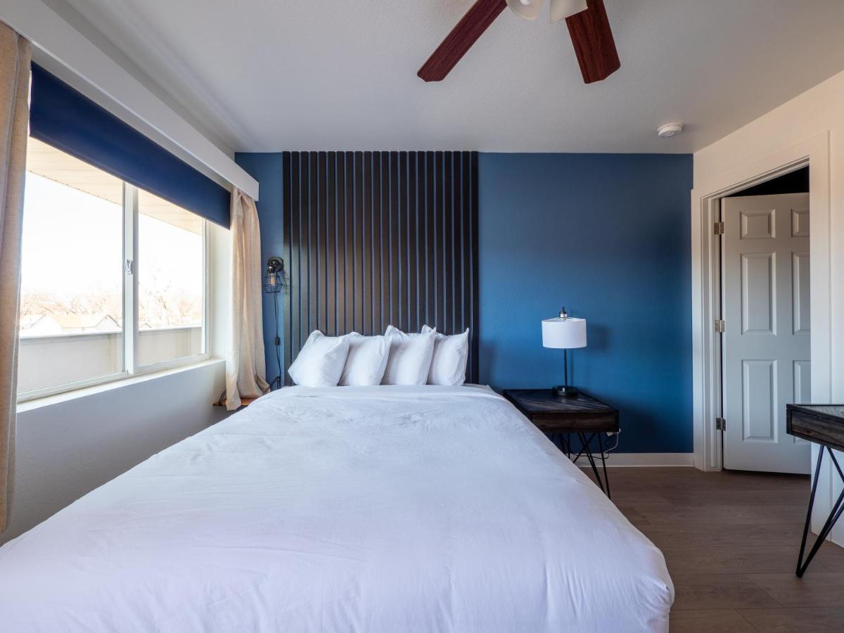 פרוטה Balanced Rock Inn מראה חיצוני תמונה