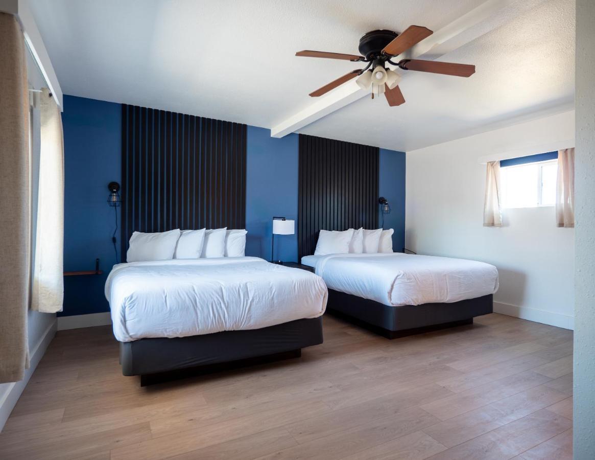פרוטה Balanced Rock Inn מראה חיצוני תמונה